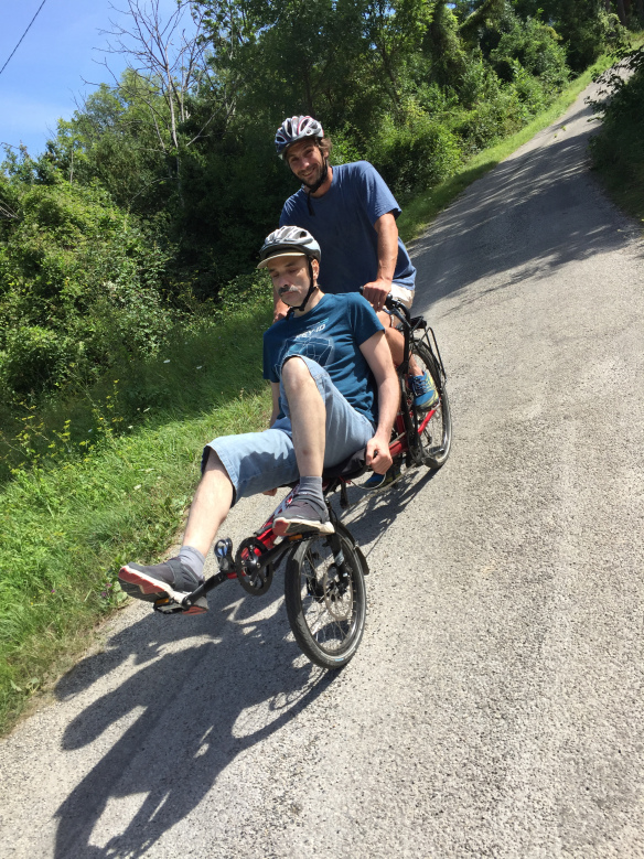 vélo adapté tandem pino diois drôme joelette handicap.jpeg